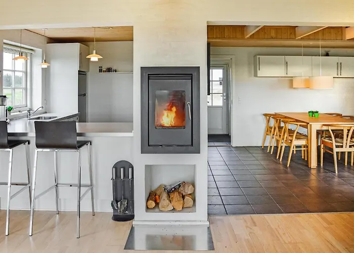 Dom wakacyjny With A Fireplace 6 *